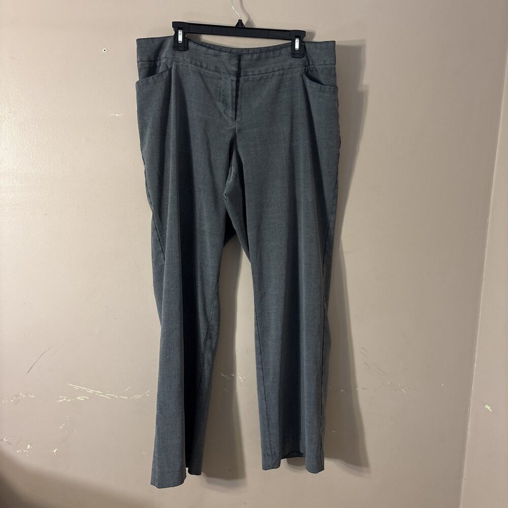 Lane Bryant Flat Front Trousers Zip Up Light Gray Stretch Front Pockets Sz 16